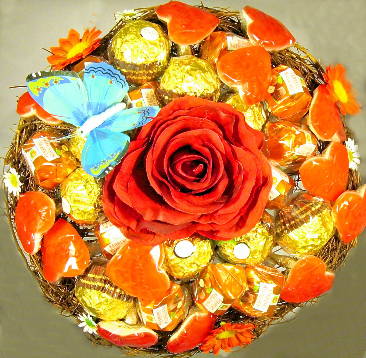Großer Schoko-Blumenstrauß aus Rocher, Ferrero Küsschen & Liebes-Herzen